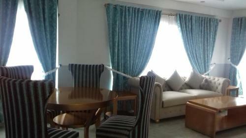 Hostal The Mont Calm