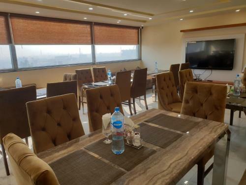Hotel Avalon Executive Suites