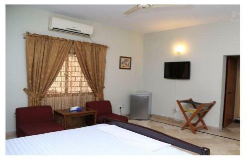 Hotel Luxury Inn