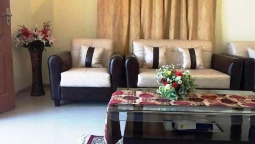 Villa Rehaish Inn Furnished Rental Accommodation