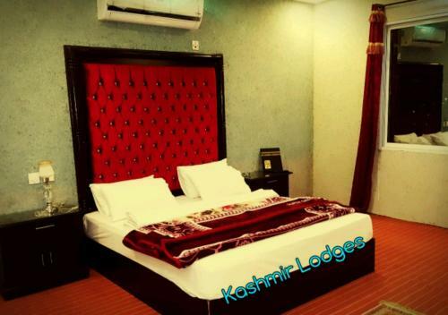 Hostal Hotel Kashmir Lodge