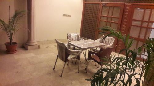 Hotel Seven 7