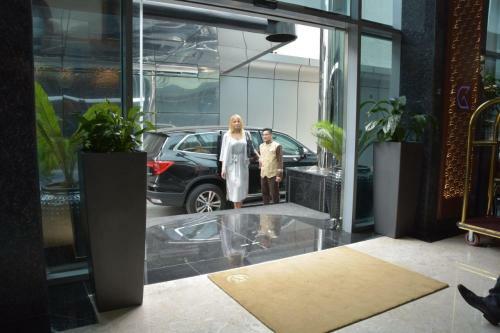 Hotel Golden Tulip Headington