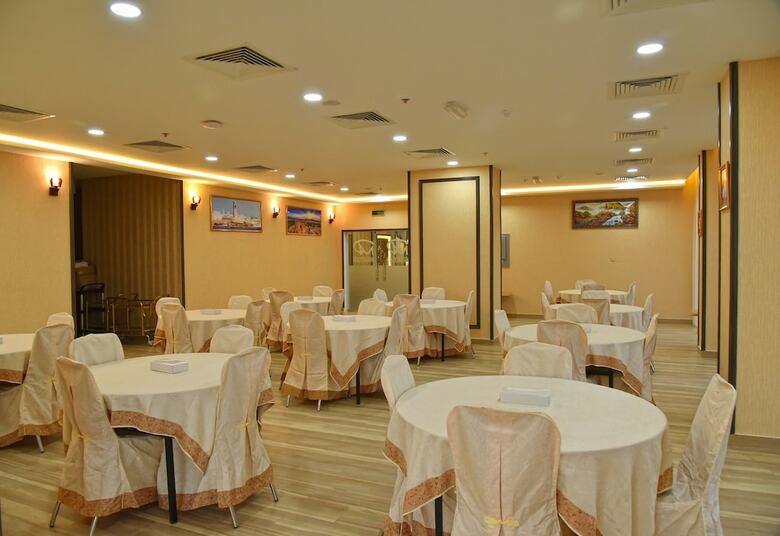 Muscat Plaza Hotel