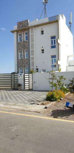 Sunrise Apartment II