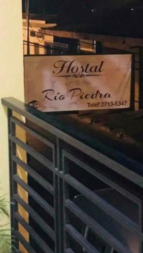 Hotel Hostal Rio Piedra