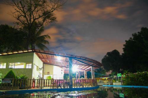 Apart Hotel Acuarious De Luis