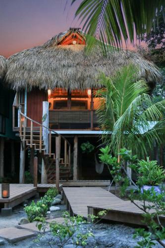 Hotel Solost Playa Jiquelite