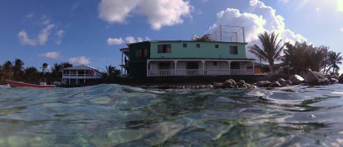 Mimundo Corn Island Hostel