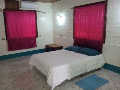 Hostal Jackson Guest House