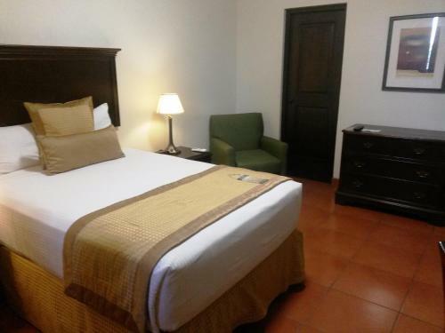 Hotel Los Portales