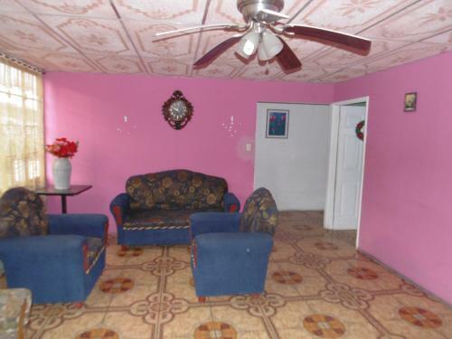 Hotel Hostal Do�a Rosa