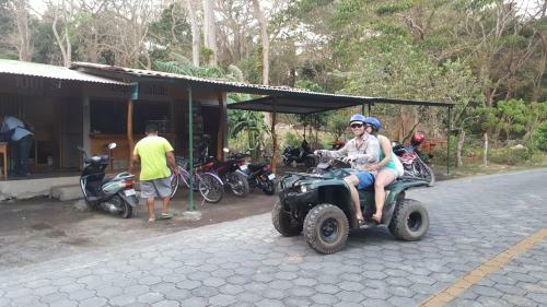 Posada Hospedaje Bullshark