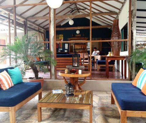 Xalli Beach Hotel