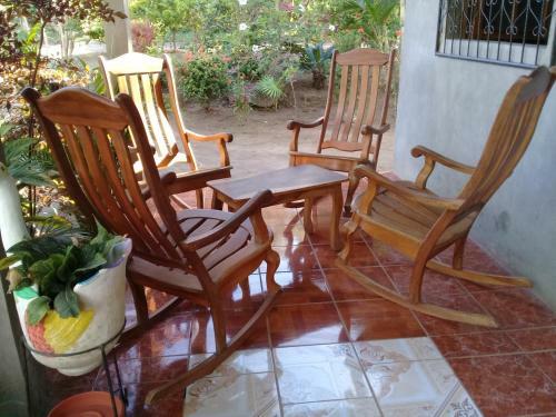 Albergue La Sabana Cheap House