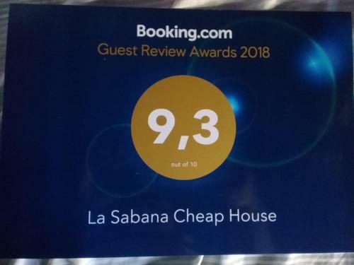 Albergue La Sabana Cheap House