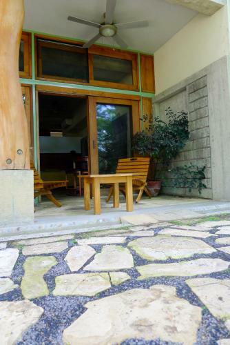 Amazing Studio Apartment With Pool - Close To Beach