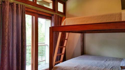 Apartamento Wicks Getaway - 2bdrm Townhome