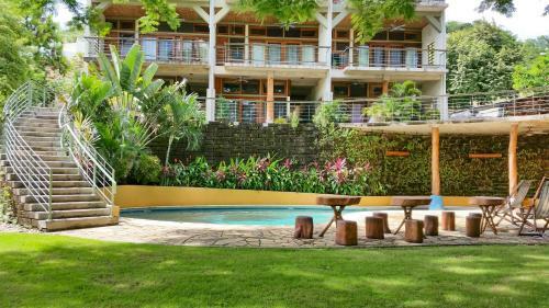 Apartamento Wicks Getaway - 2bdrm Townhome
