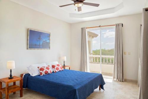 Rio Dulce Ocean View Penthouse V-16