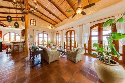 Hotel Villa Loma Del Socorro