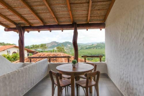 Pelican Eyes: Villa Coral II