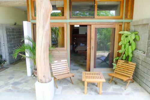 Apartamento Beautiful Studio Suite With Pool - Short Walk To Beach
