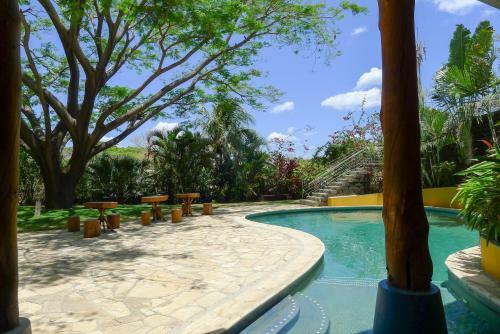 Apartamento Beautiful Studio Suite With Pool - Short Walk To Beach