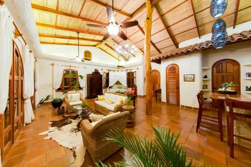 Hotel Villa Loma Del Socorro