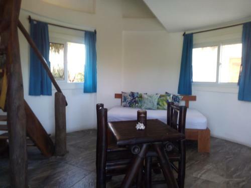 Nayal Lodge