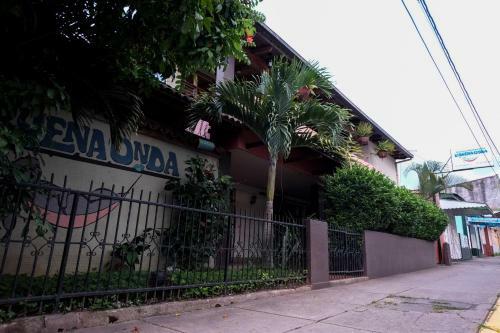Albergue Hostal La Buena Onda