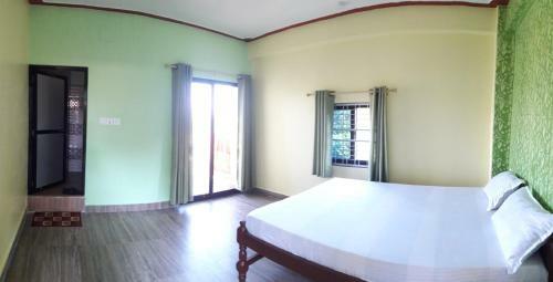 Hostal Begnas Coffee House