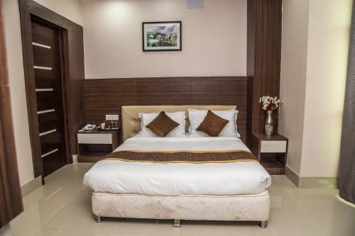 Hotel Gajur Palace