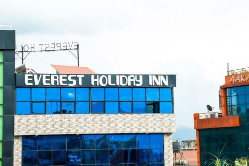 Hotel Everest Holiday Inn