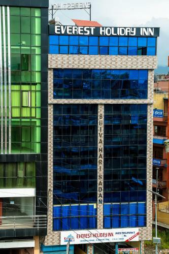 Hotel Everest Holiday Inn