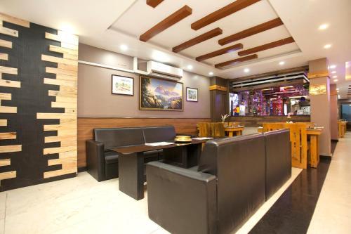 Oyo 483 Hotel Atithi Home
