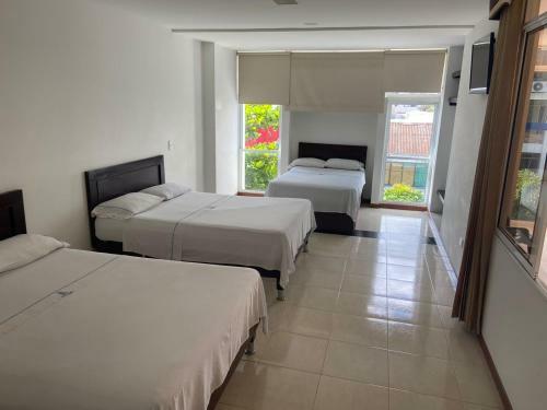 Hotel Torres Del Llano