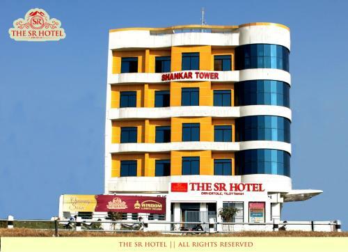 Oyo 359 The Sr Hotel