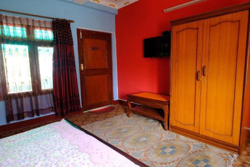 Hostal Pema Guest House
