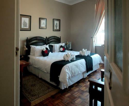 Hostal 1932 House Bed And Breakfast