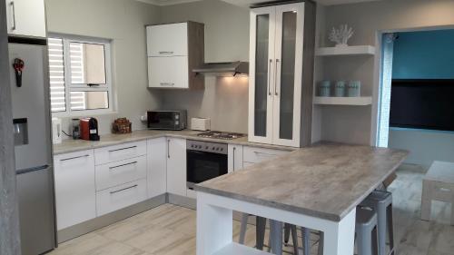Apartamento The Waterfront Cottage F12
