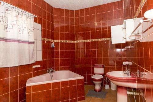 Hostal Pandus Bed And Breakfast