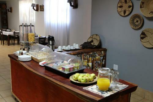 Hostal Mango Guest House