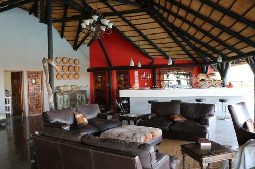 Uukwaluudhi Safari Lodge