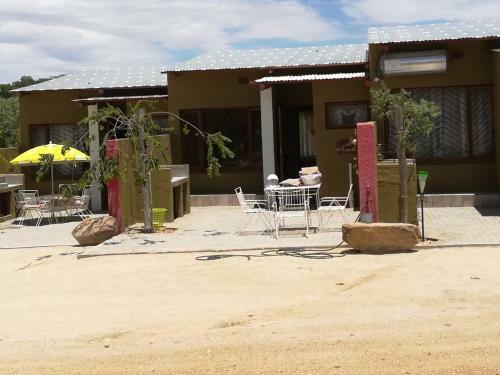 Anns Chalet And Camping