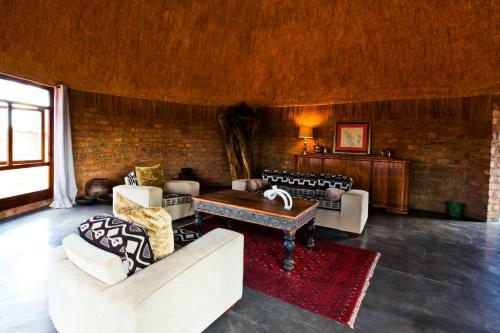 We Kebi Safari Lodge