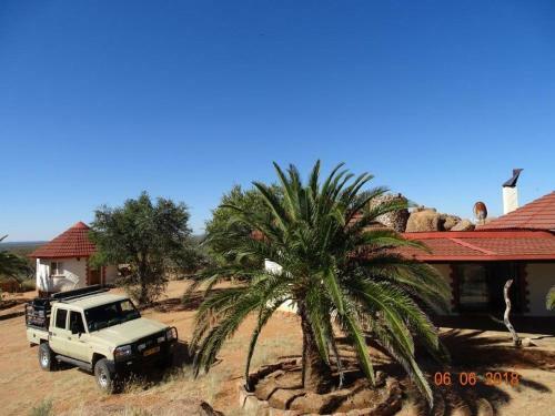Moringa Safaris Kub Mus