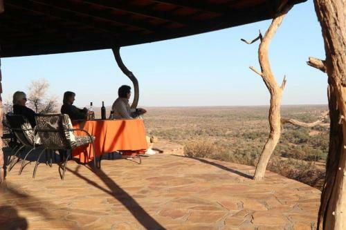 Moringa Safaris Kub Mus