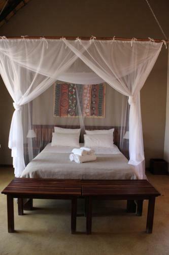 Hobatere Lodge