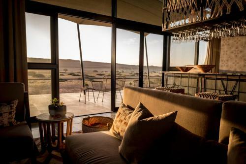 Lodge The Desert Grace